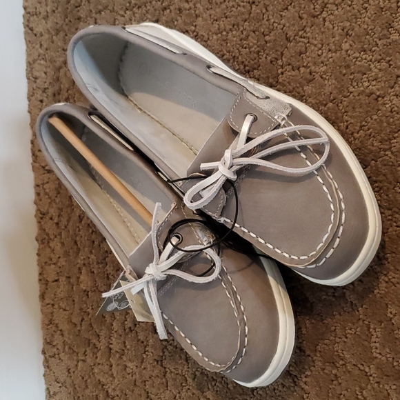 Falls Creek Shoes Women Falls Creek Faux Leather Allie Gray Boat